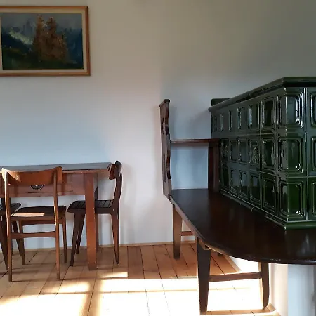 شقة Apartma Pintar Cesnjica